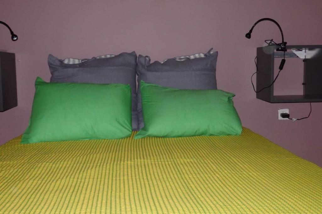 Nice Apartment Near City Center Atina Dış mekan fotoğraf
